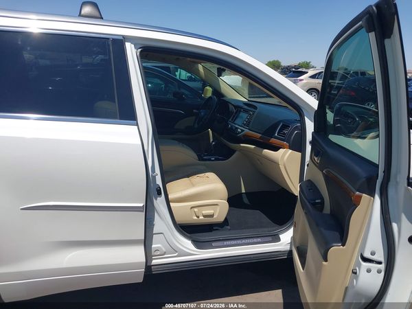 2018 TOYOTA HIGHLANDER LIMITED PLATINUM