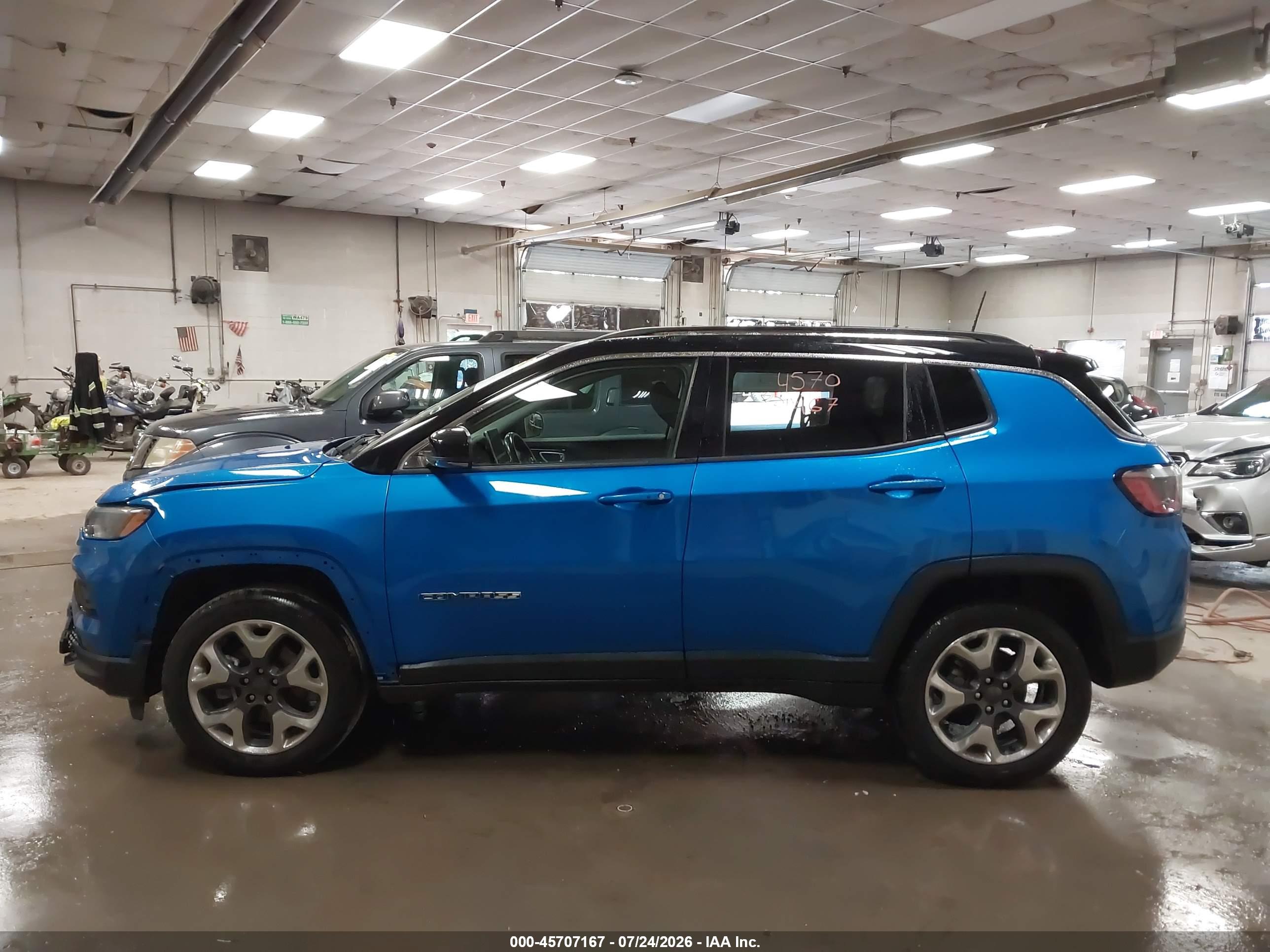 2022 JEEP COMPASS LIMITED 4X4