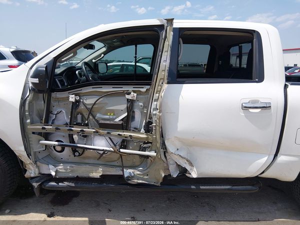 2018 NISSAN TITAN SV — I6