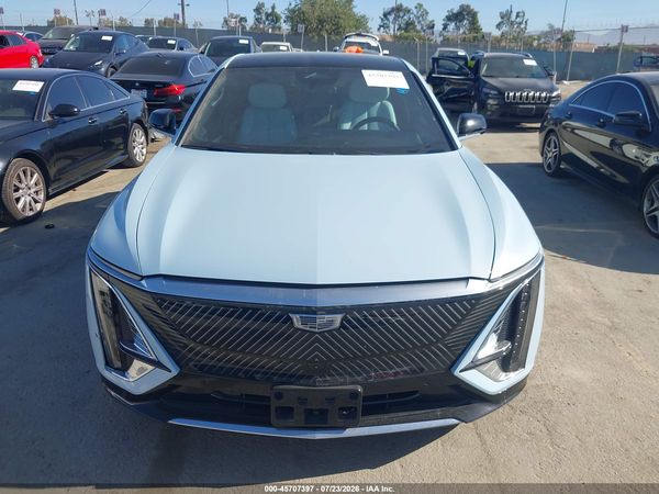 2024 CADILLAC LYRIQ LUXURY W/1SC