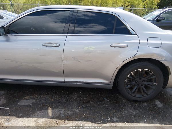 2016 CHRYSLER 300 LIMITED