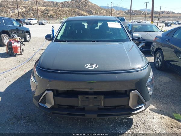 2024 HYUNDAI KONA SE