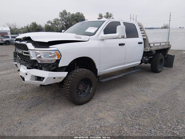 2022 RAM 3500 TRADESMAN  4X4 8' BOX