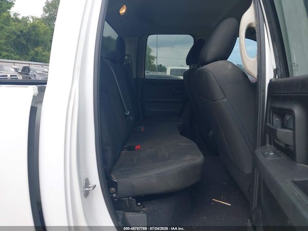 2019 RAM 1500 CLASSIC TRADESMAN  4X2 6'4 BOX