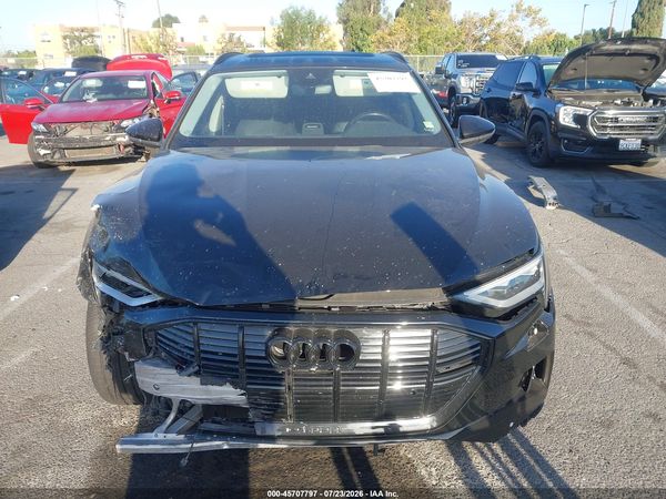 2021 AUDI E-TRON PREMIUM QUATTRO