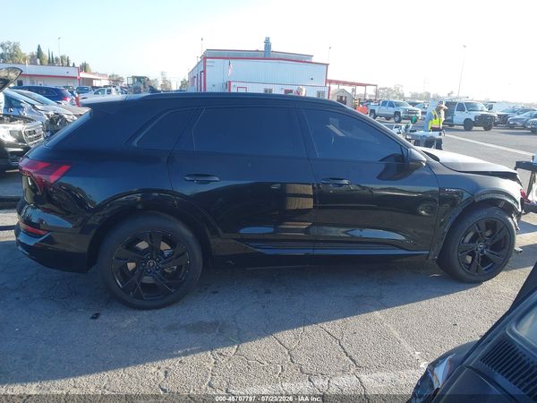 2021 AUDI E-TRON PREMIUM QUATTRO