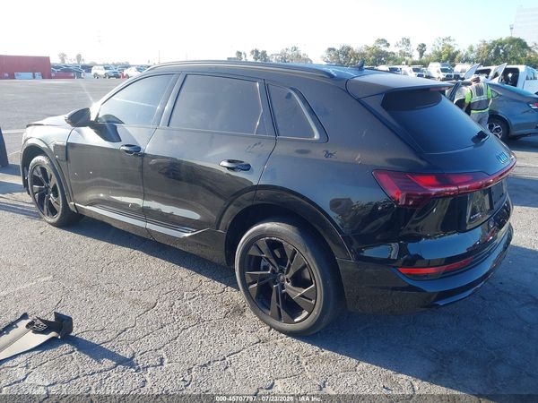 2021 AUDI E-TRON PREMIUM QUATTRO