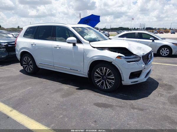 2022 VOLVO XC90 T5 MOMENTUM 7 PASSENGER