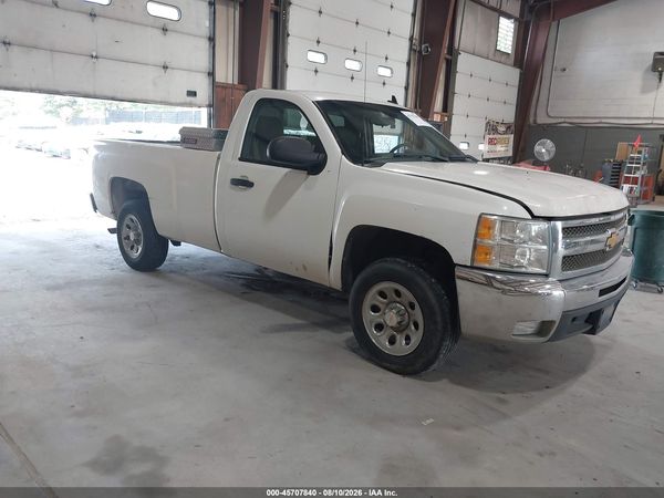 2013 CHEVROLET SILVERADO 1500 LT — I1