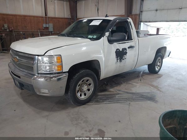 2013 CHEVROLET SILVERADO 1500 — I2
