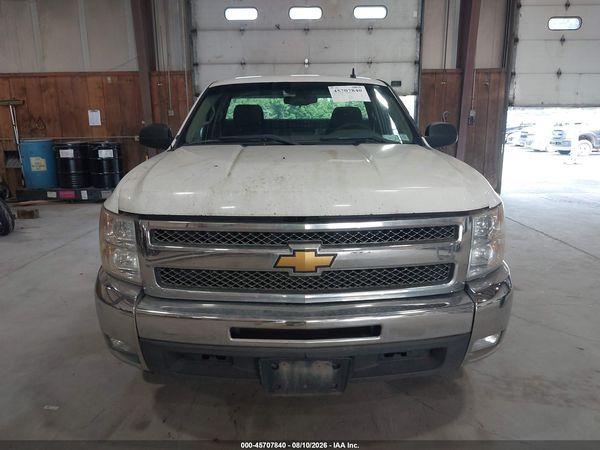 2013 CHEVROLET SILVERADO 1500 LT — I115