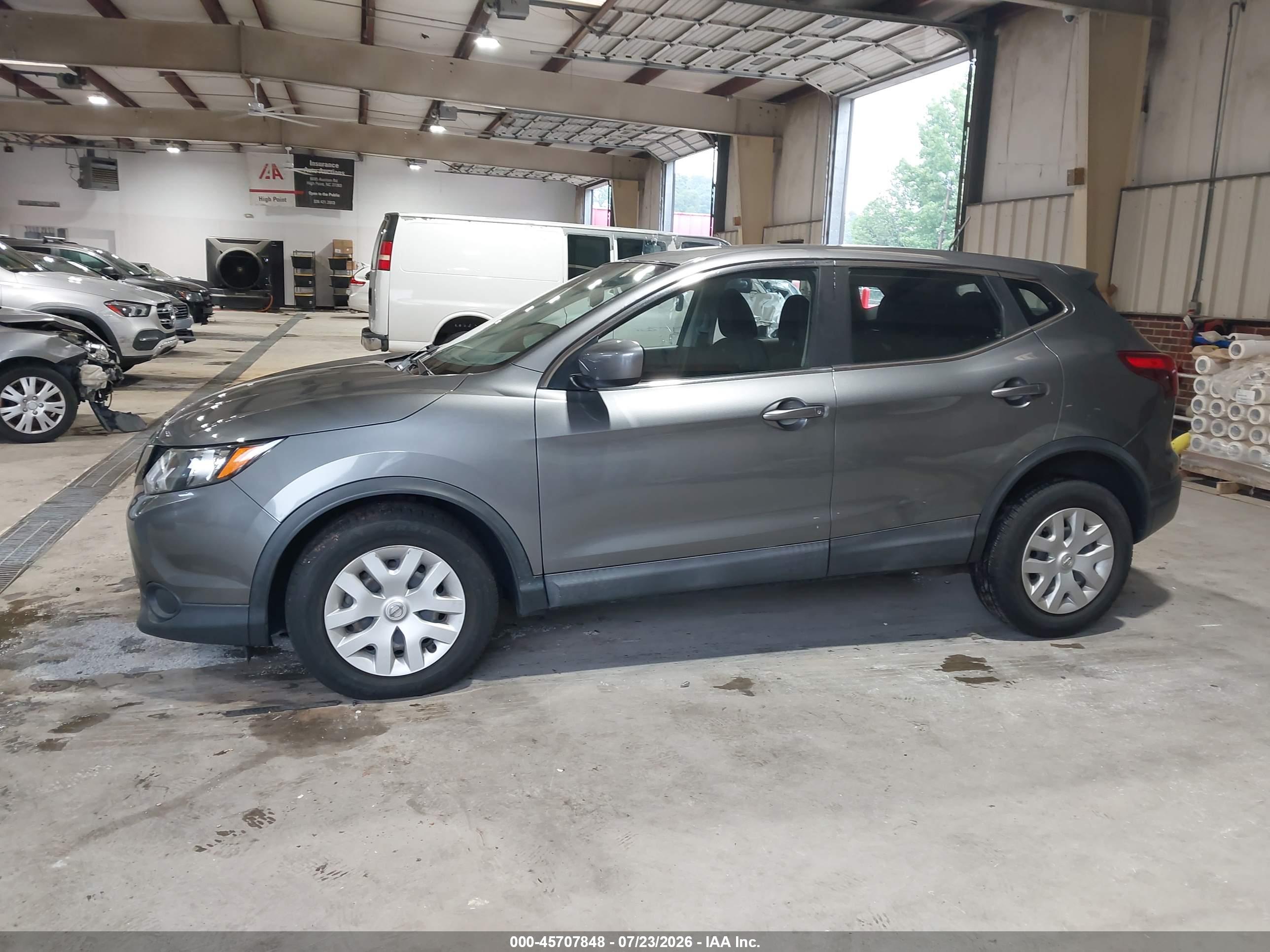 2018 NISSAN ROGUE SPORT S