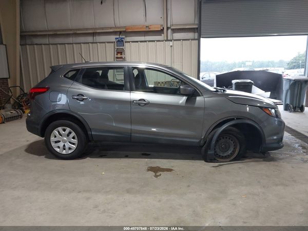 2018 NISSAN ROGUE SPORT S