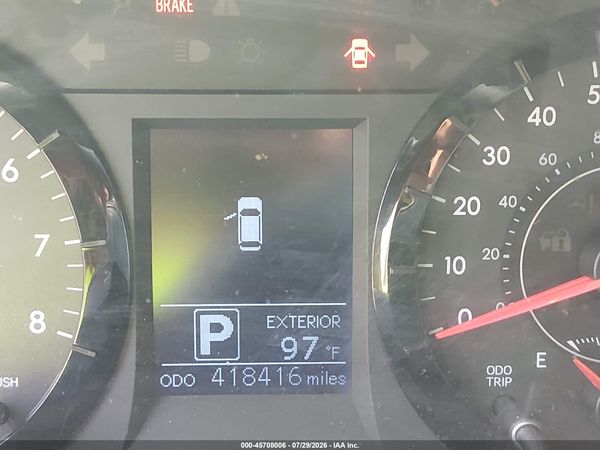 2015 TOYOTA SIENNA LE 8 PASSENGER