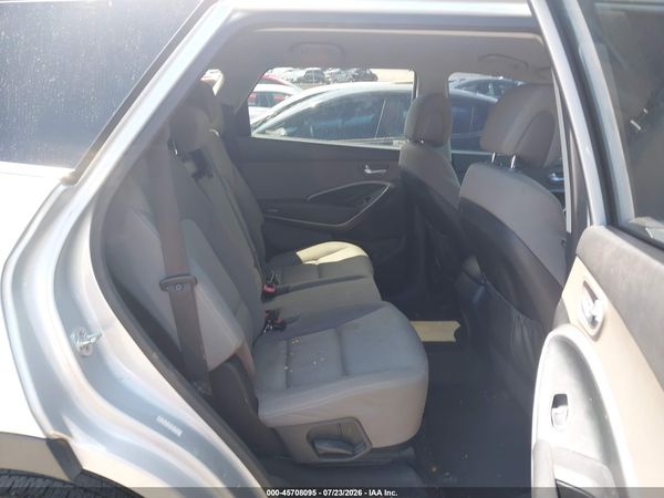 2016 HYUNDAI SANTA FE SE