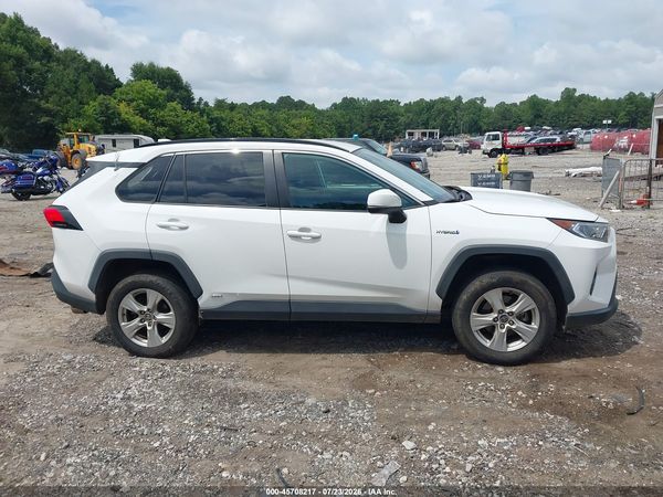 2020 TOYOTA RAV4 HYBRID XLE