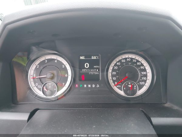 2019 RAM 1500 CLASSIC TRADESMAN  4X2 8' BOX