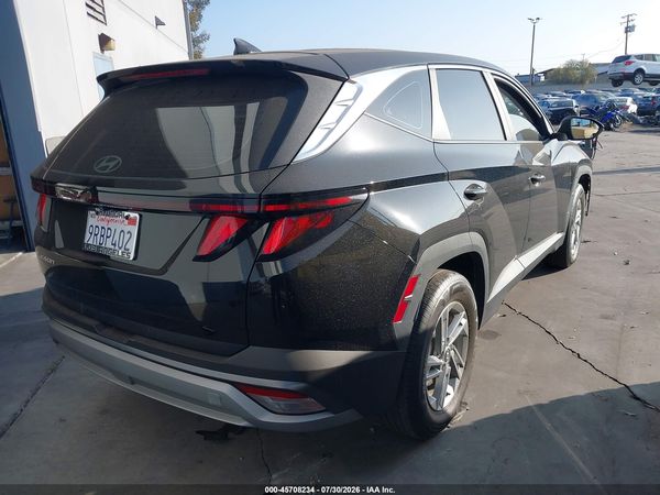 2025 HYUNDAI TUCSON SE