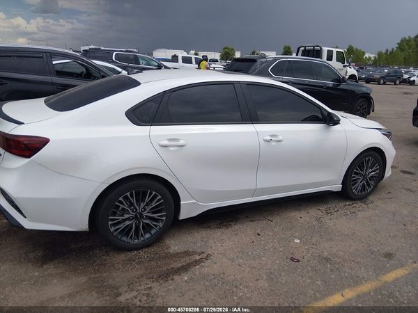 2024 KIA FORTE GT-LINE