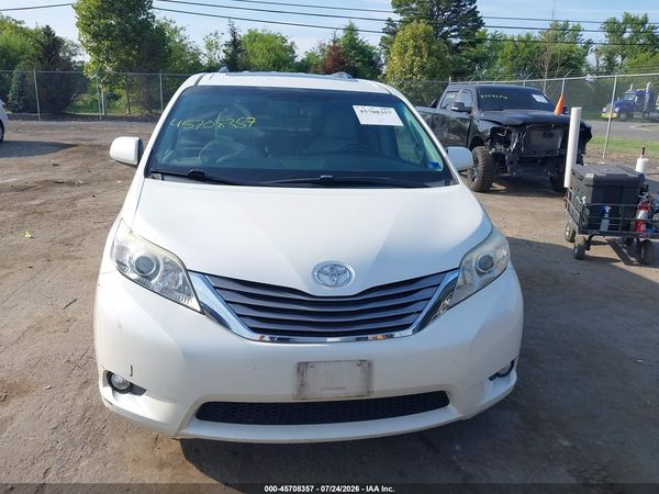 2015 TOYOTA SIENNA XLE PREMIUM 8 PASSENGER