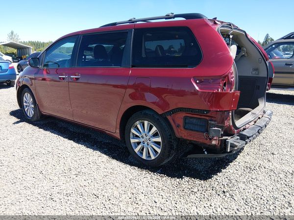 2014 TOYOTA SIENNA LIMITED 7 PASSENGER