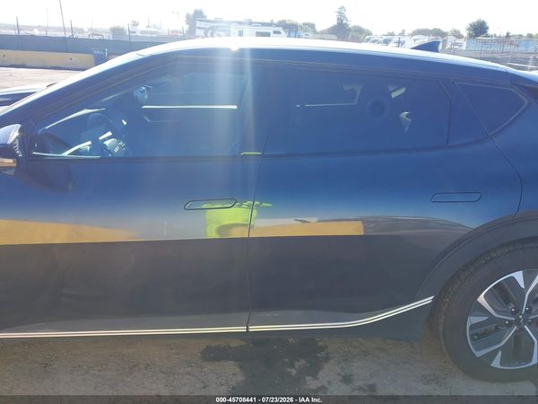2022 KIA EV6 LIGHT