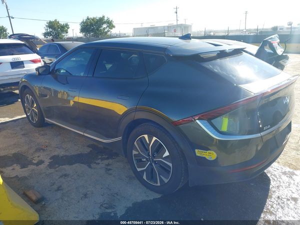 2022 KIA EV6 LIGHT