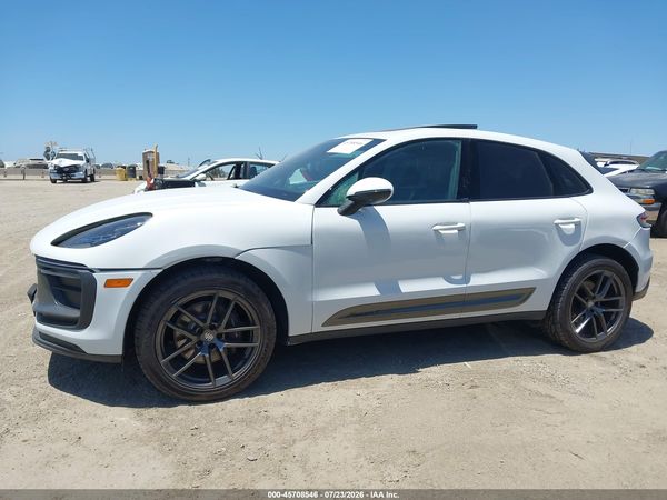 2023 PORSCHE MACAN