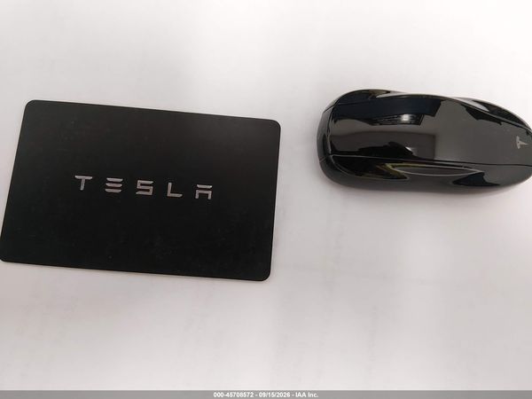 2022 TESLA MODEL S