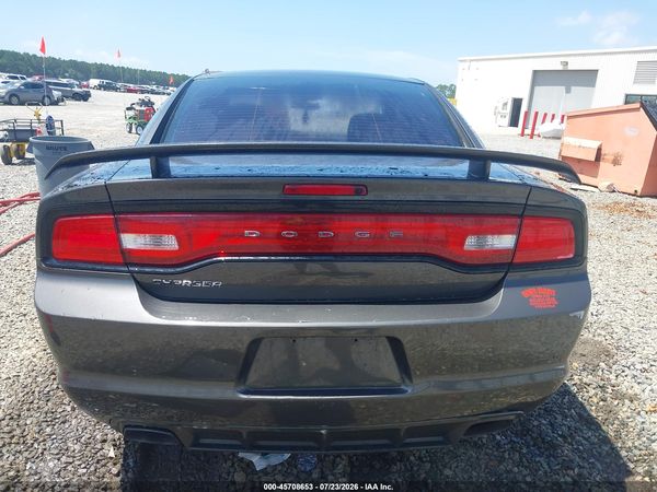 2014 DODGE CHARGER SE