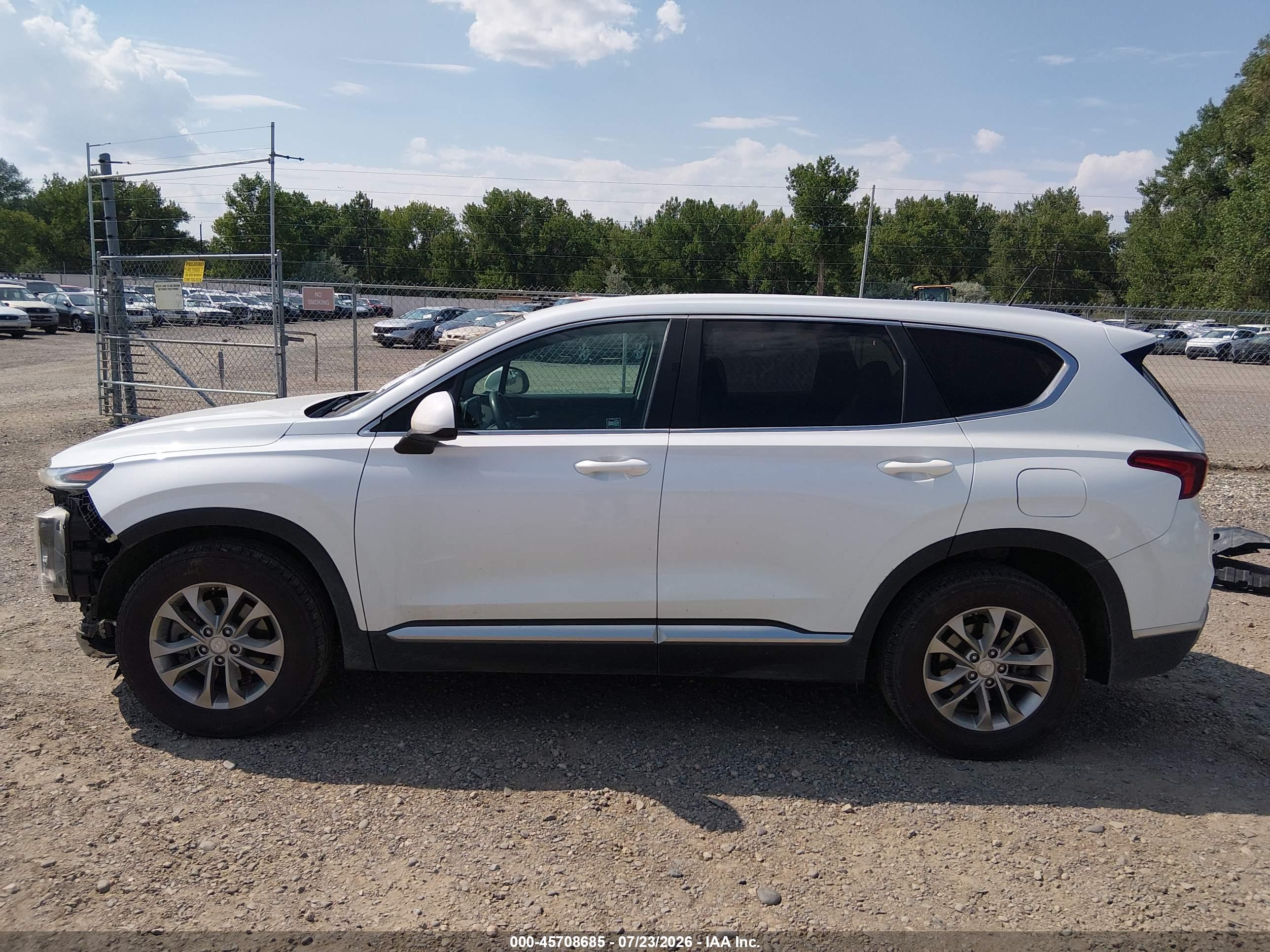 2019 HYUNDAI SANTA FE SE