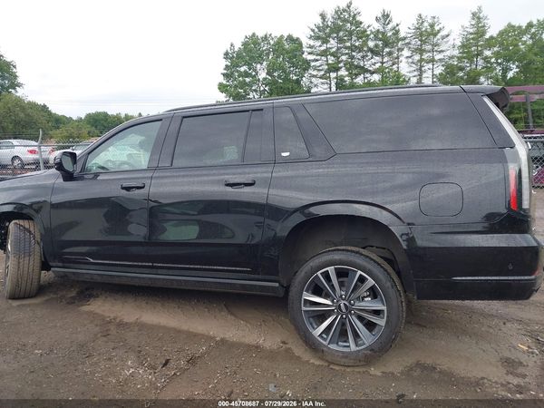 2026 CADILLAC ESCALADE ESV SPORT