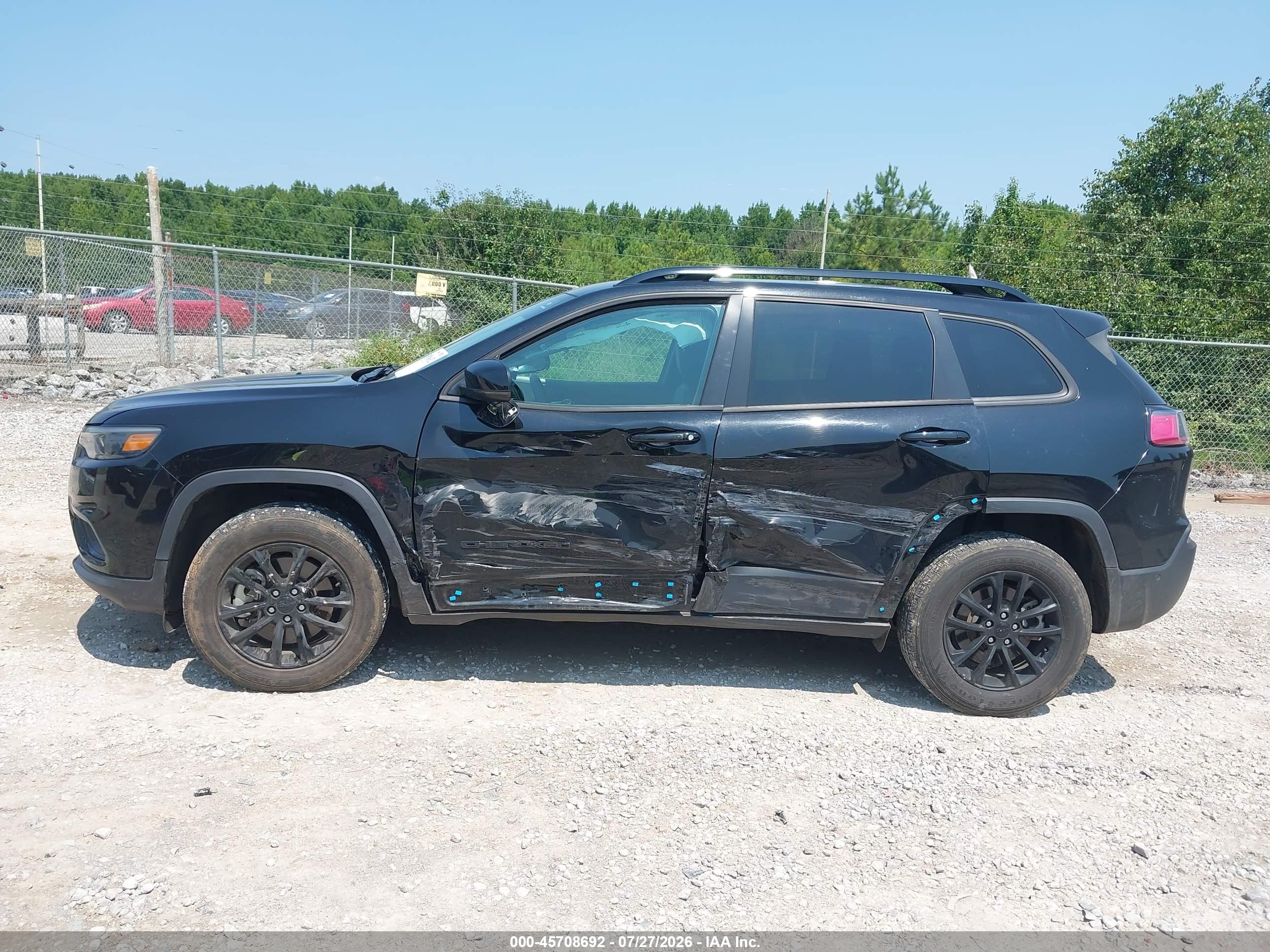 2023 JEEP CHEROKEE ALTITUDE LUX 4X4