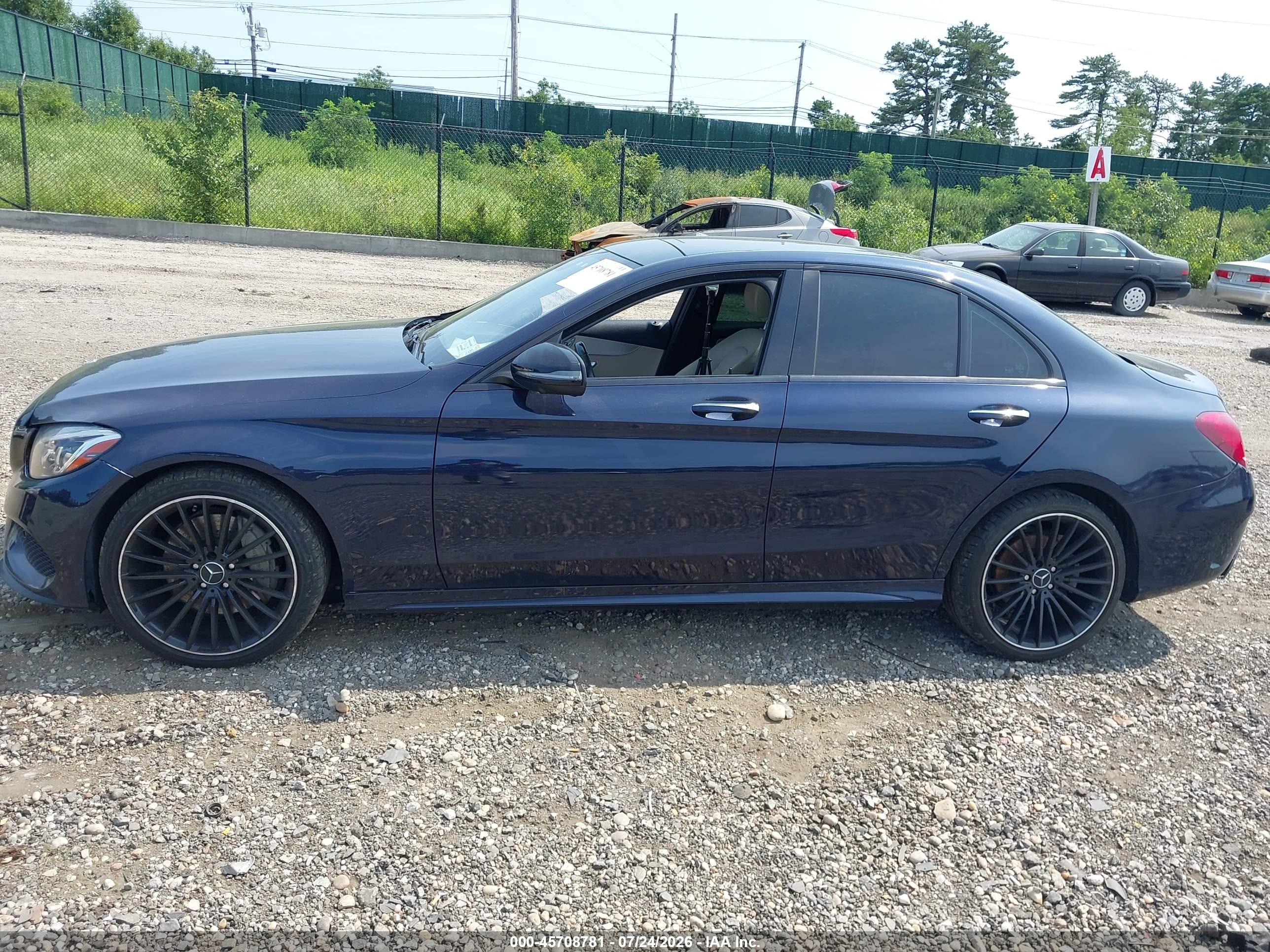 2017 MERCEDES-BENZ C 300
