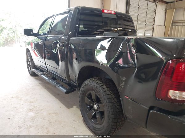 2016 RAM 1500 SPORT