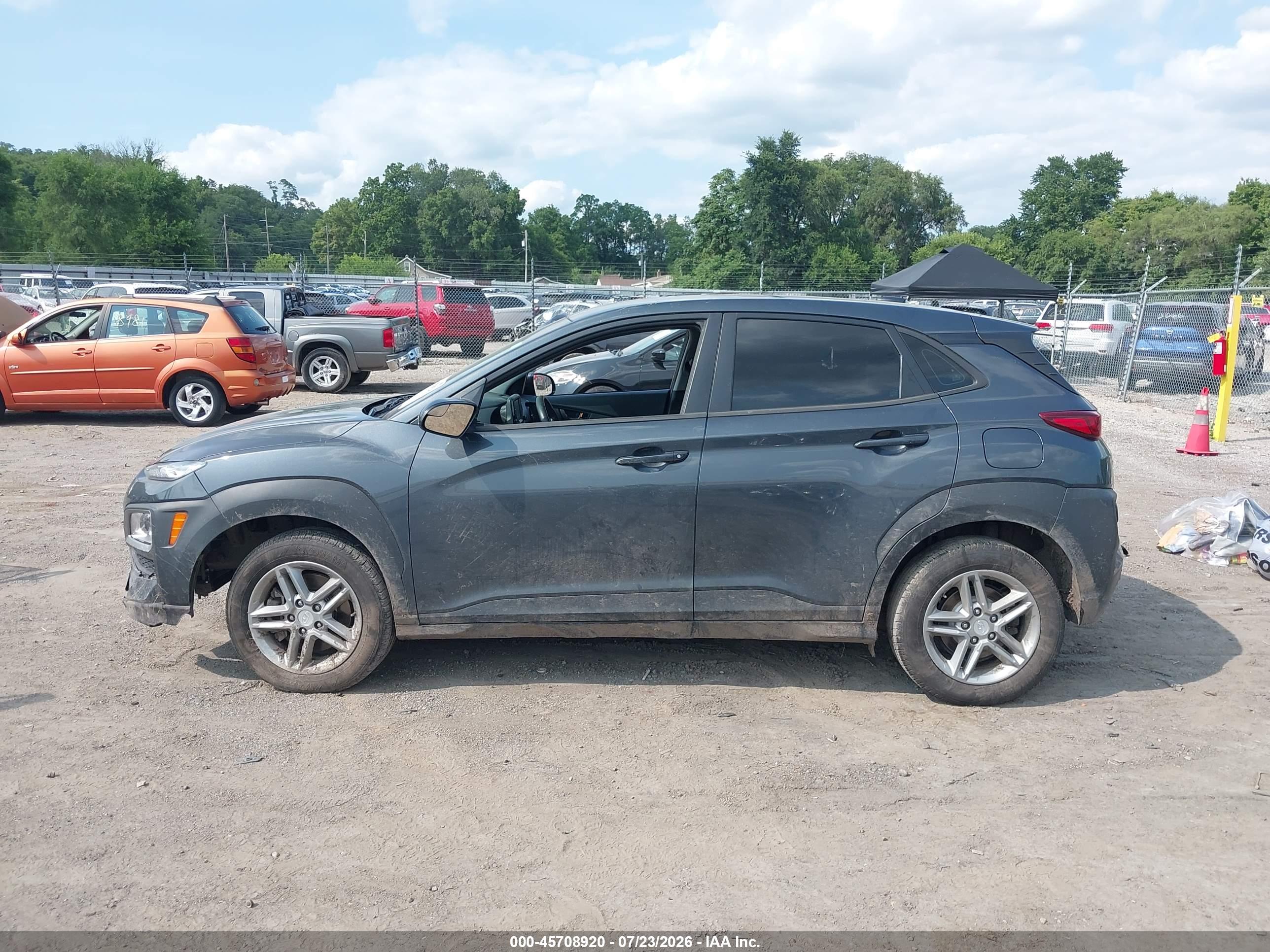2020 HYUNDAI KONA SE