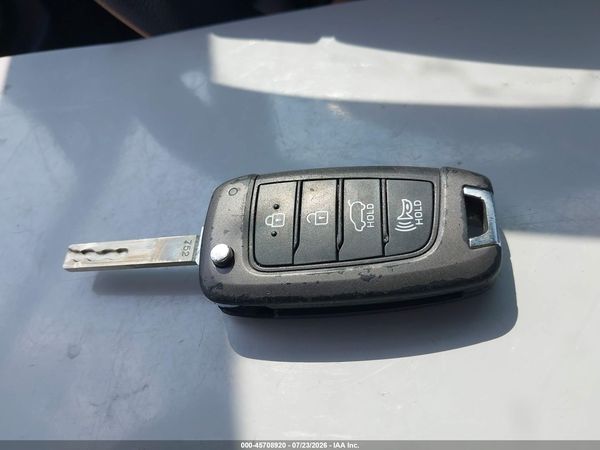 2020 HYUNDAI KONA SE