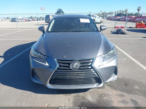 2018 LEXUS IS 300