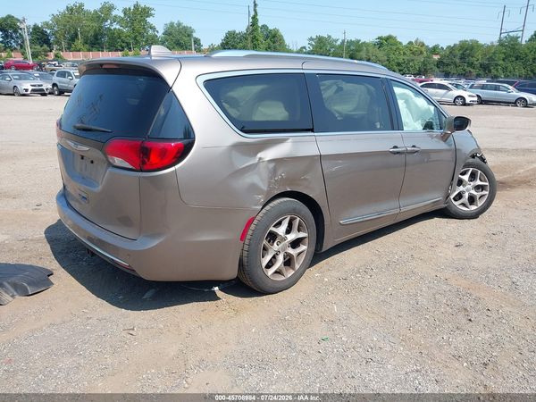2018 CHRYSLER PACIFICA TOURING L