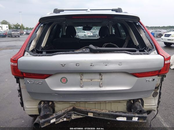 2018 VOLVO XC60 T6 MOMENTUM