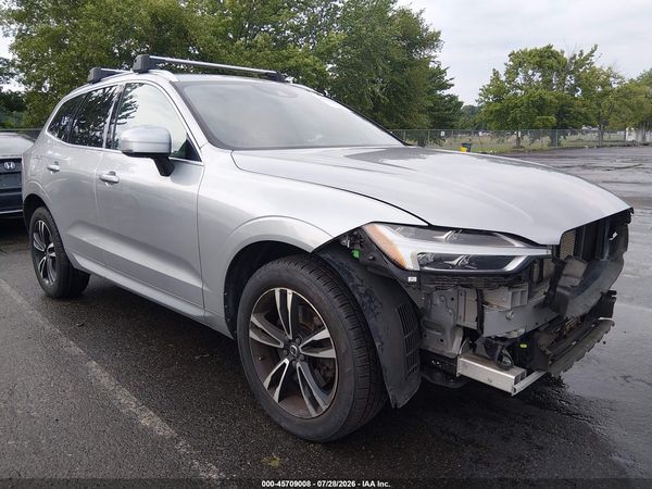 2018 VOLVO XC60 T6 MOMENTUM