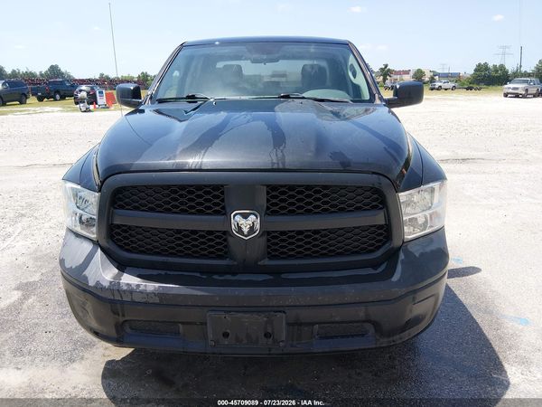2018 RAM 1500 TRADESMAN  4X2 5'7 BOX