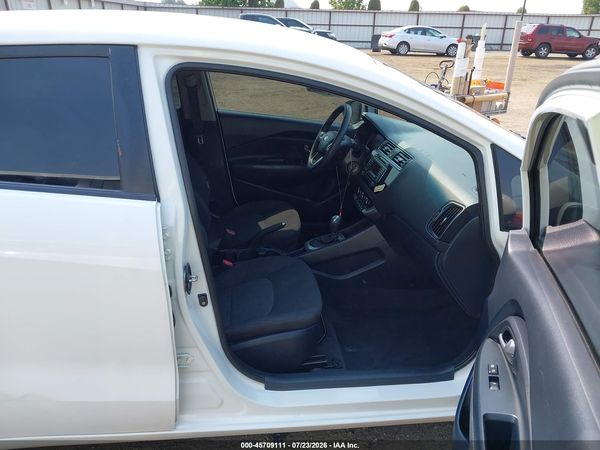 2016 KIA RIO LX