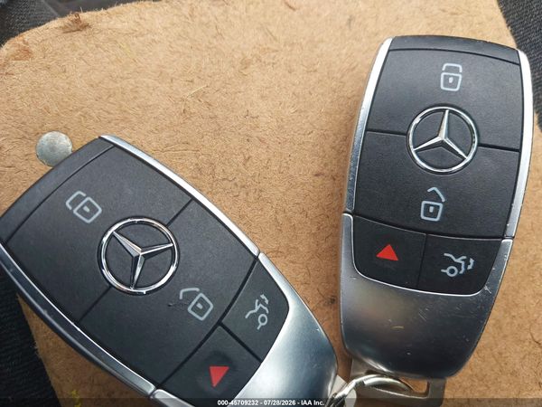 2021 MERCEDES-BENZ A 220 A220