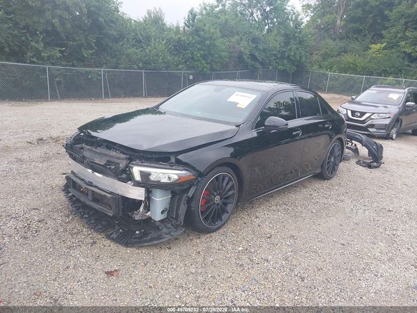 2021 MERCEDES-BENZ A 220 A220