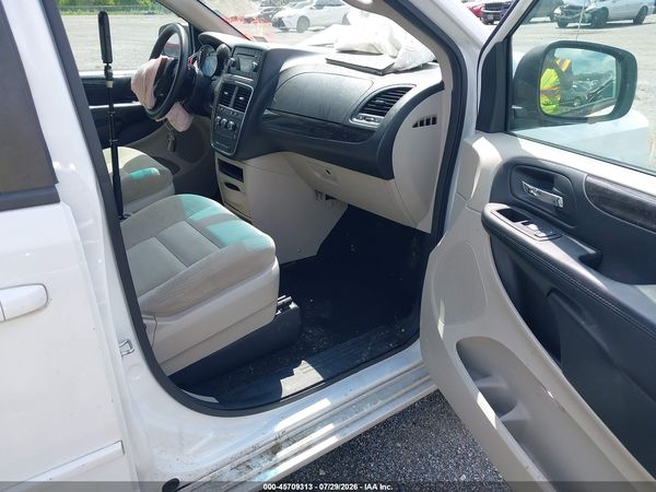 2016 DODGE GRAND CARAVAN SE — I5