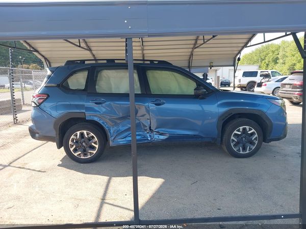 2025 SUBARU FORESTER Base Plus