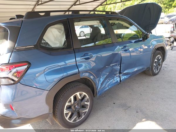 2025 SUBARU FORESTER Base Plus