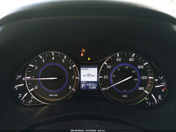 2016 INFINITI QX80