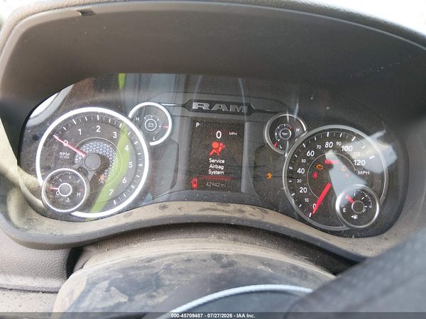 2025 RAM 2500 TRADESMAN  4X4 8' BOX